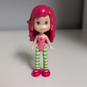 🩵3/$20🩵 Strawberry Shortcake McDonald's Figure, Y2k
